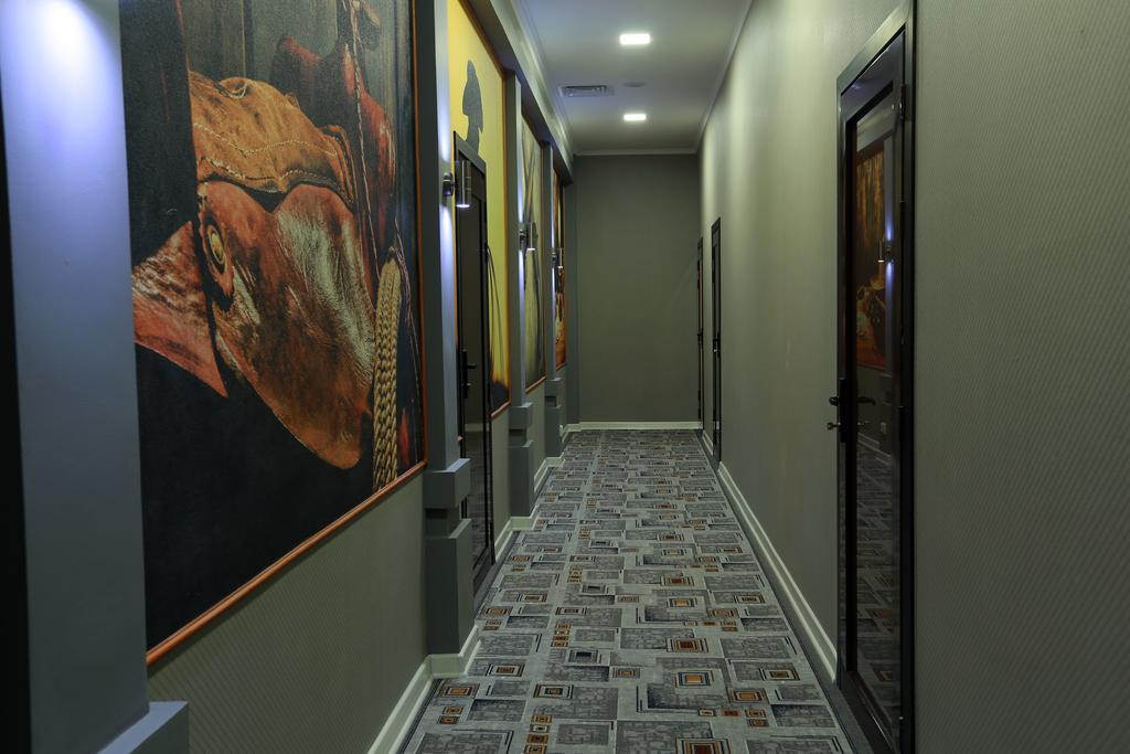 Hotel Avenue Бішкек Екстер'єр фото