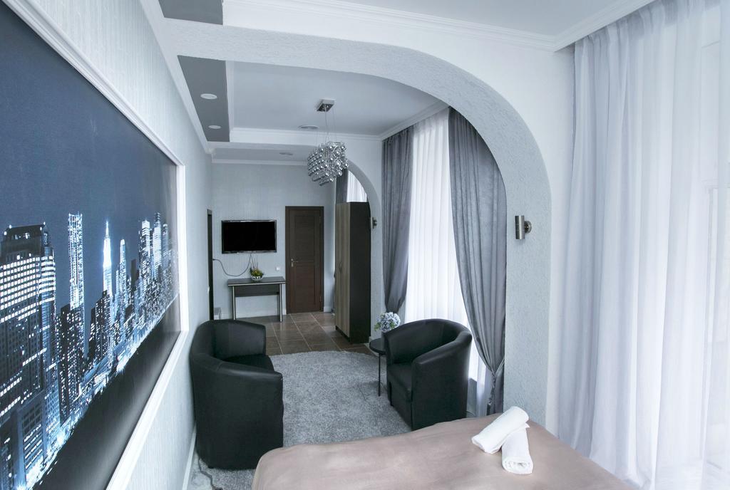 Hotel Avenue Бішкек Екстер'єр фото