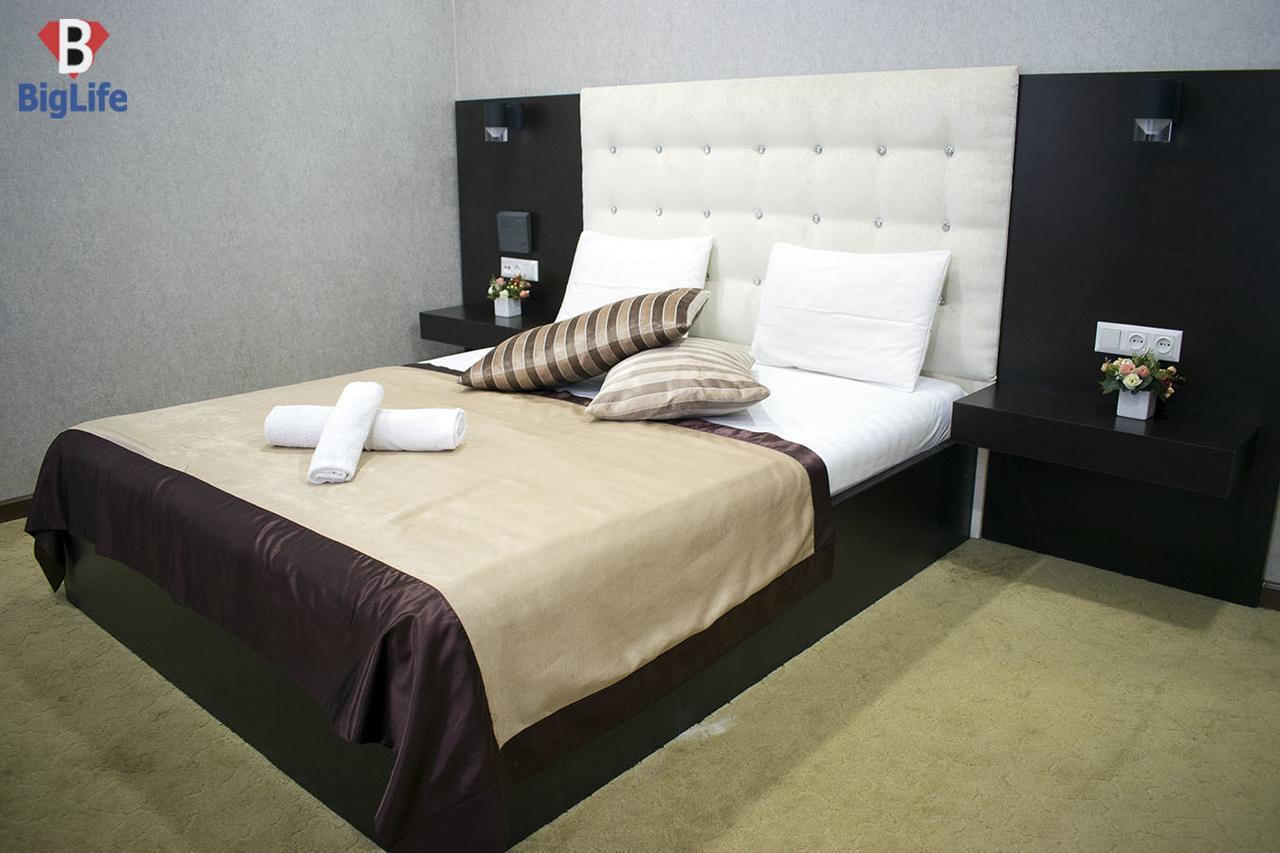 Hotel Avenue Бішкек Екстер'єр фото