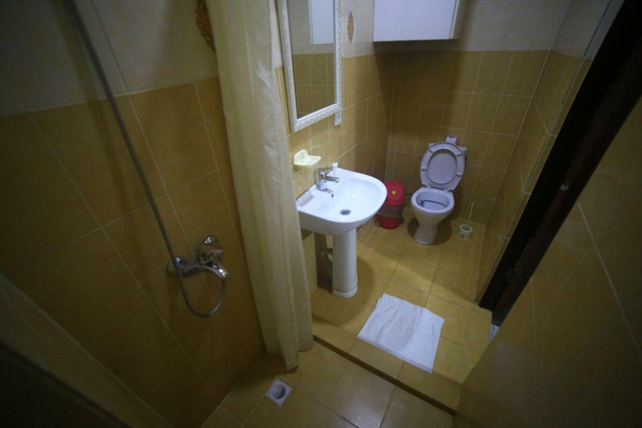 Hotel Avenue Бішкек Екстер'єр фото