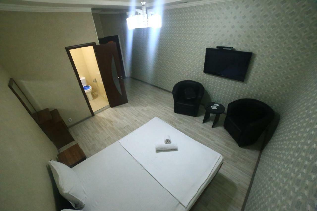 Hotel Avenue Бішкек Екстер'єр фото